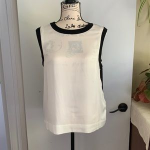 New top front white silk back ribbed merino wool